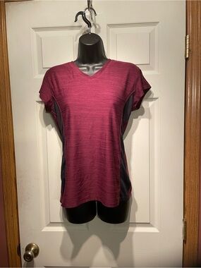 Beverly Hills Polo Club Short-Sleeve V-Neck Top in Berry and Charcoal